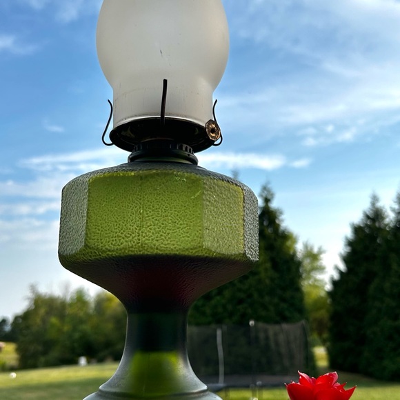 Vintage P & A Risdon Green Glass Oil Lamp Base With Burner And Chimney - Picture 11 of 13